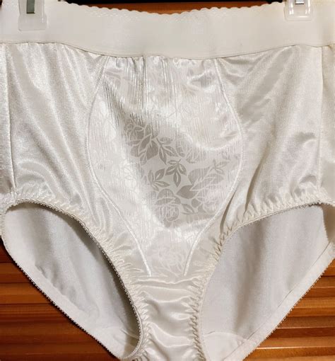 Womens Panties for sale in Perth (suburb)